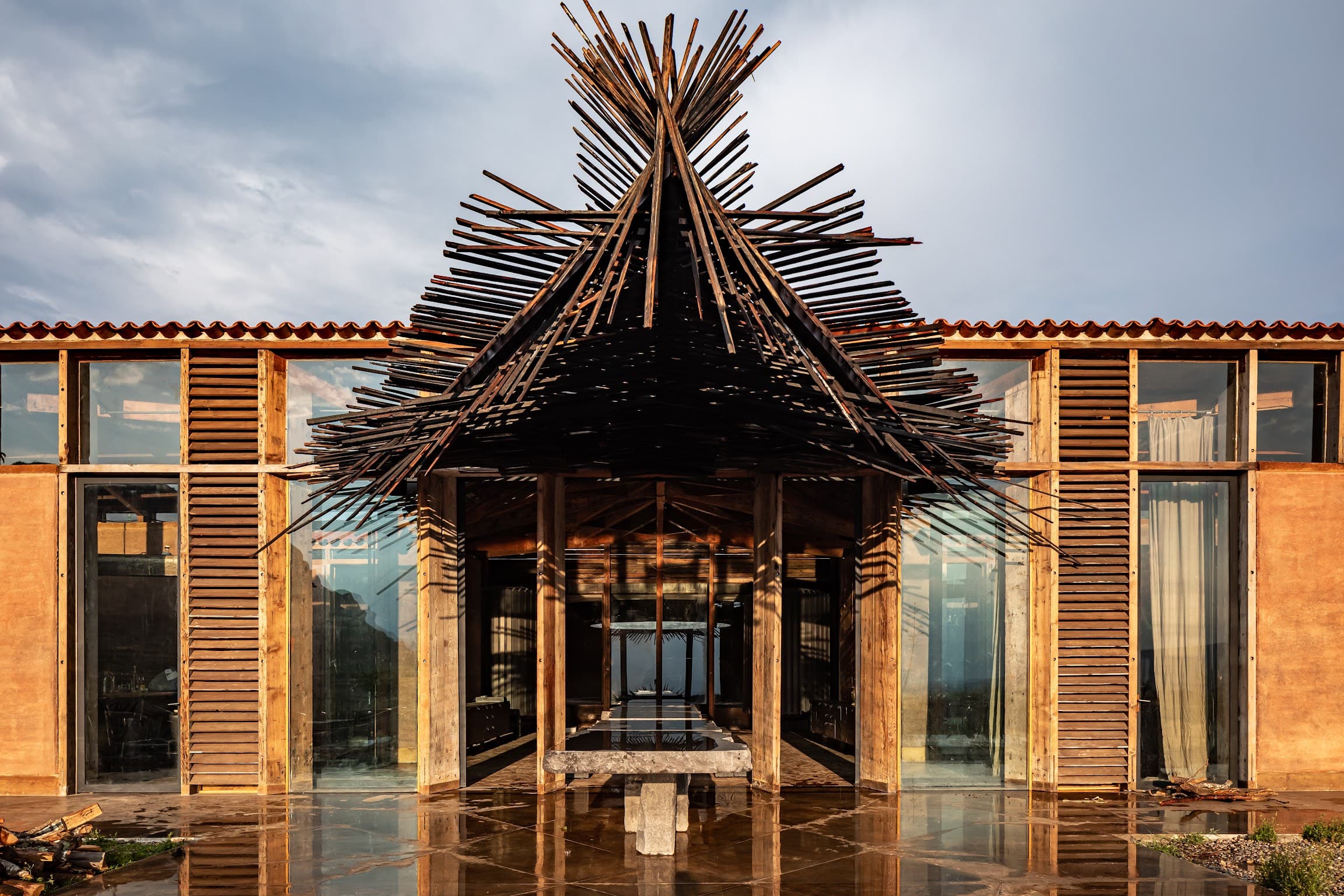 Casa Silencio