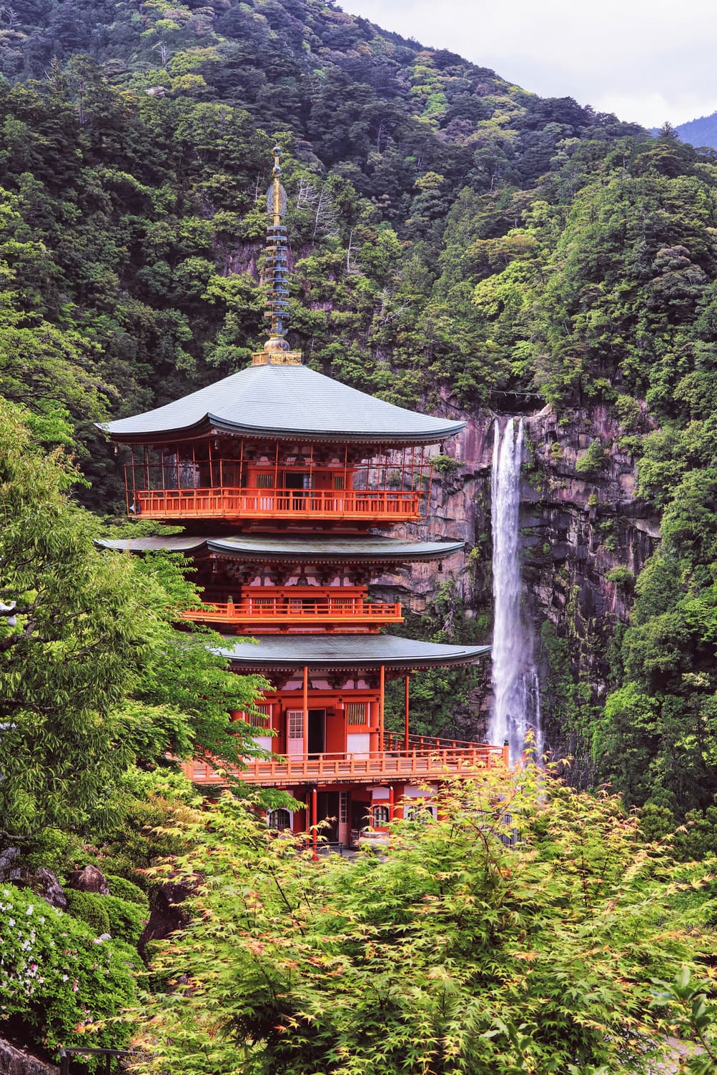 Nachi Waterfall and Seiganto-ji pagoda, a sacred stop along Wakayama’s Kumano Kodo.